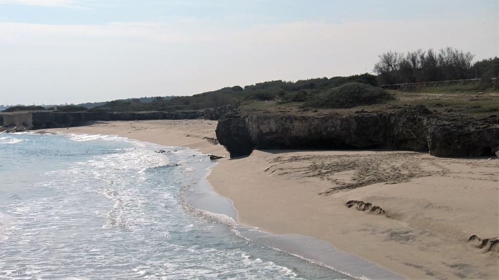 B&B Neptunia Fronte Mare Torre Specchia Ruggeri Luaran gambar
