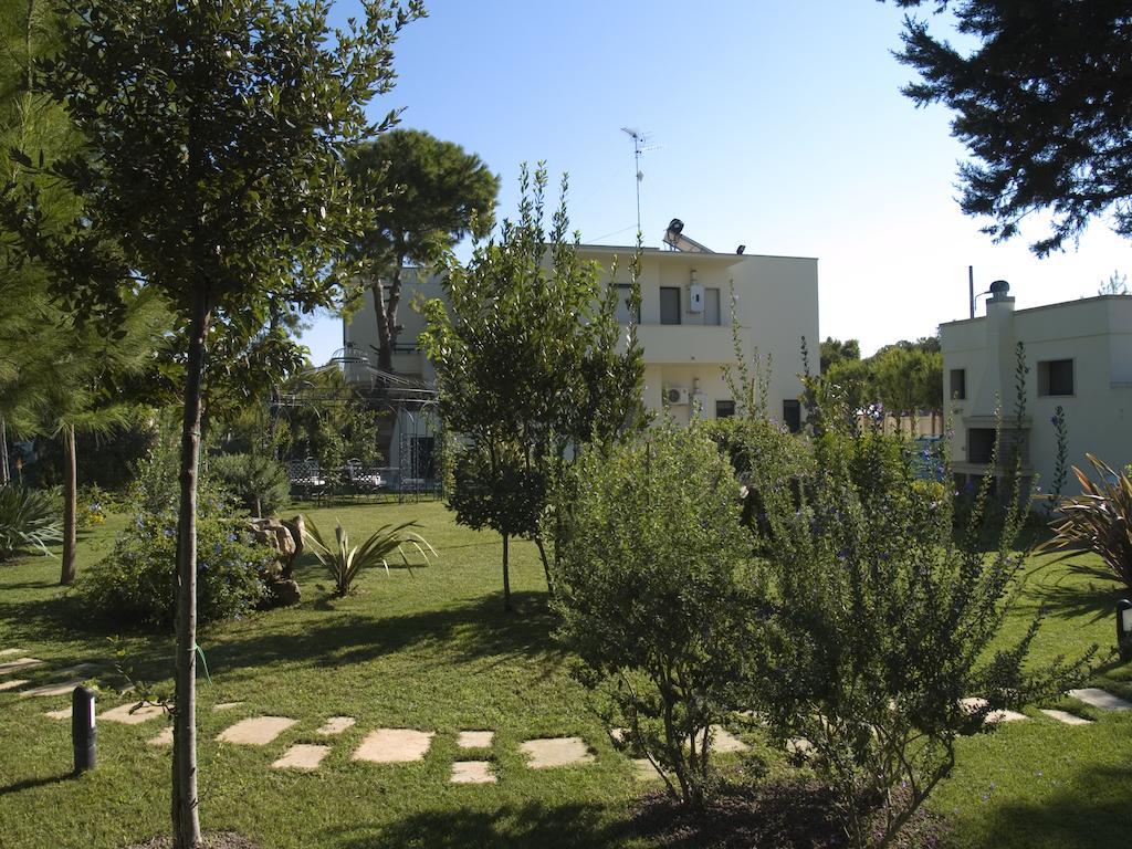 B&B Neptunia Fronte Mare Torre Specchia Ruggeri Luaran gambar