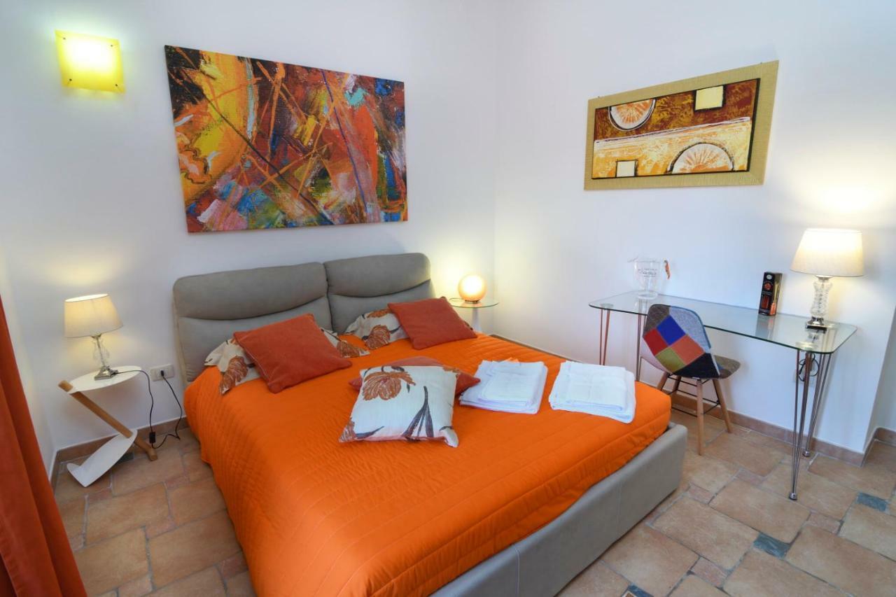 B&B Neptunia Fronte Mare Torre Specchia Ruggeri Luaran gambar